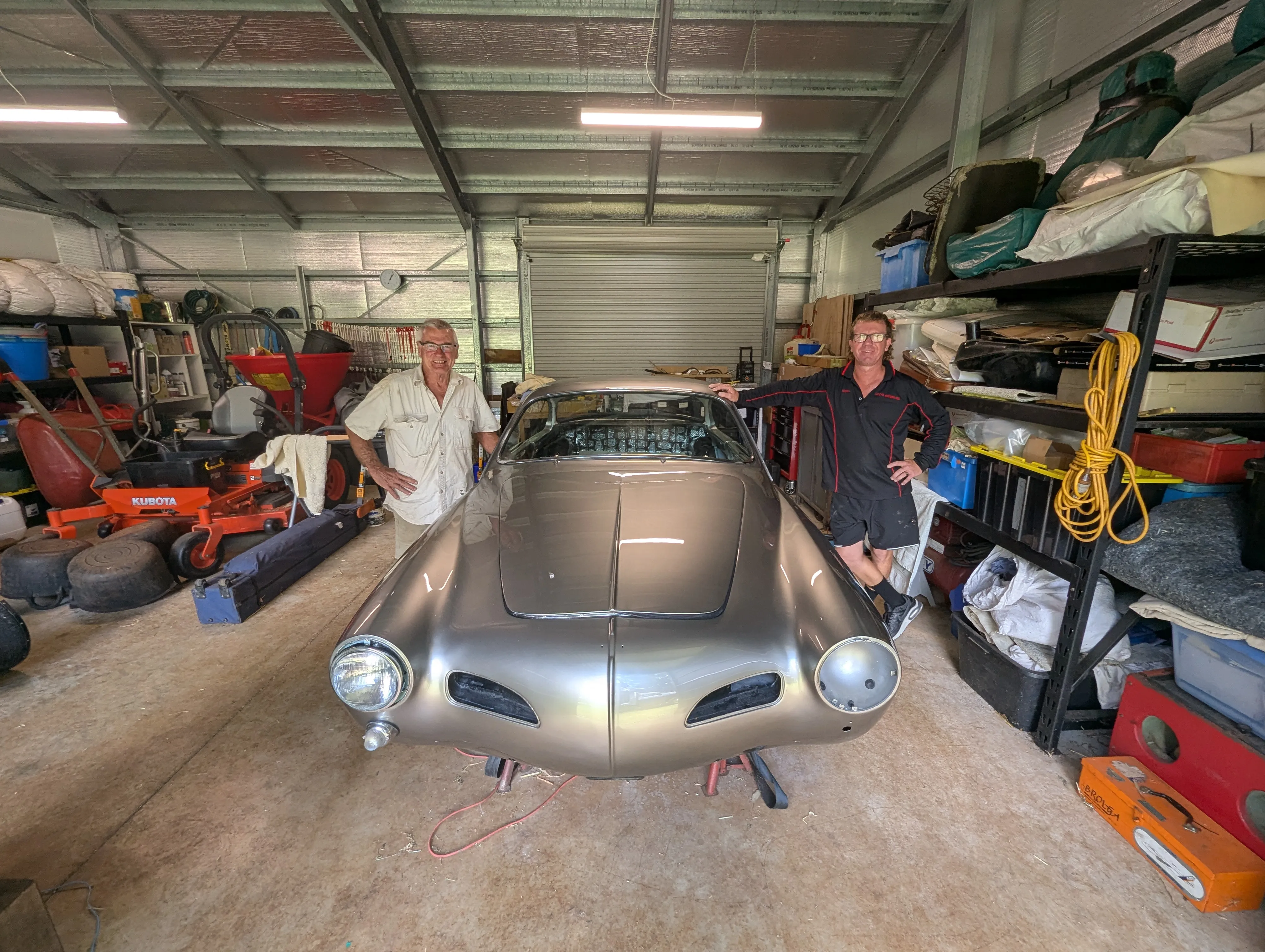 Vintage Volkswagen Karmann Ghia windscreen replacement